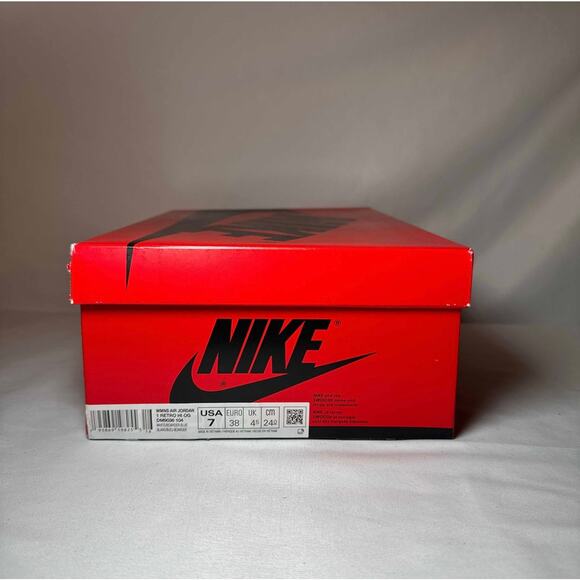 Size 7 Wmns Air Jordan 1 Retro High OG Denim Women's Shoes Ships Now - Picture 9 of 10